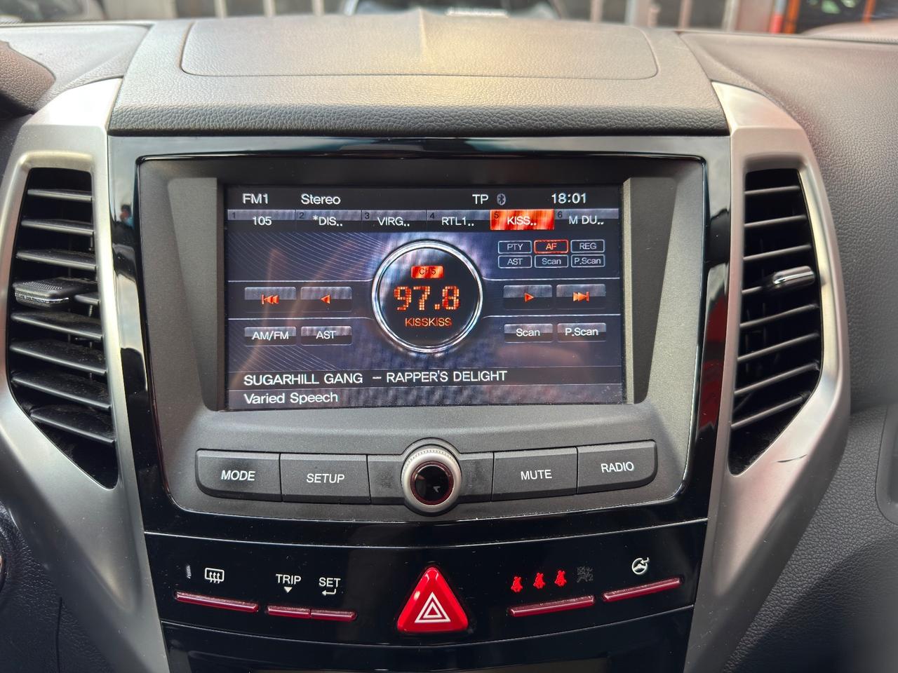 Ssangyong Tivoli 1.6 2WD ADATTA A NEOPATENTATI