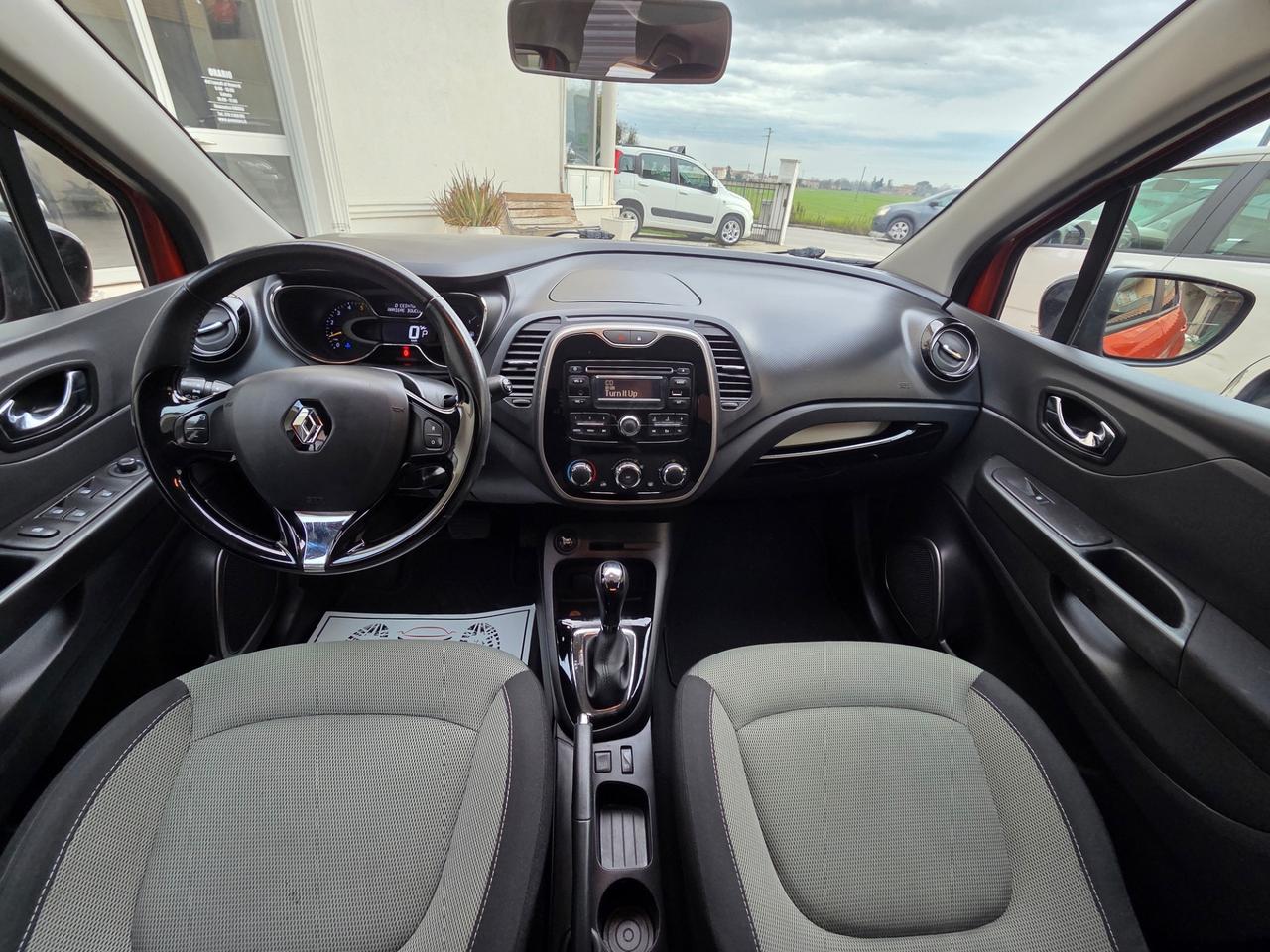 Renault Captur 1.5 dCi - CAMBIO AUTOMATICO
