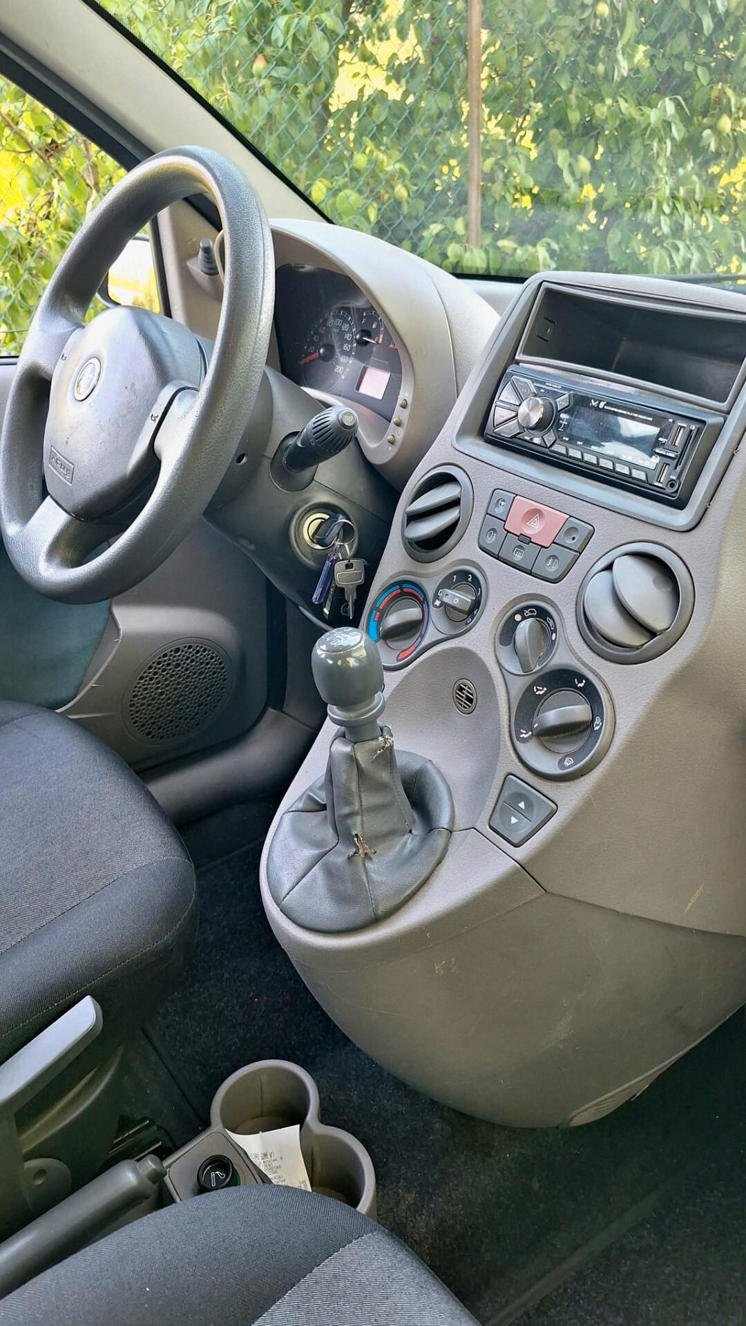 Fiat Panda 1.2 Benzina - GANCIO TRAINO - OK NEOPATENTATI