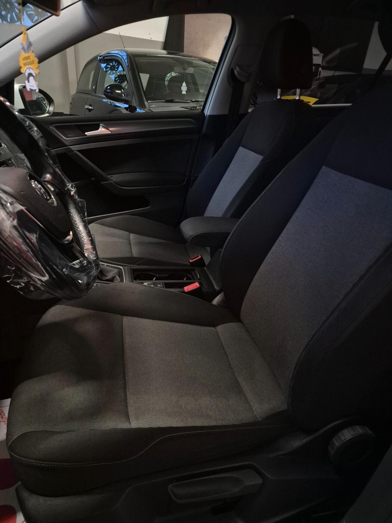 VW GOLF COMFORTLINE E 5B NEO PATENTATI