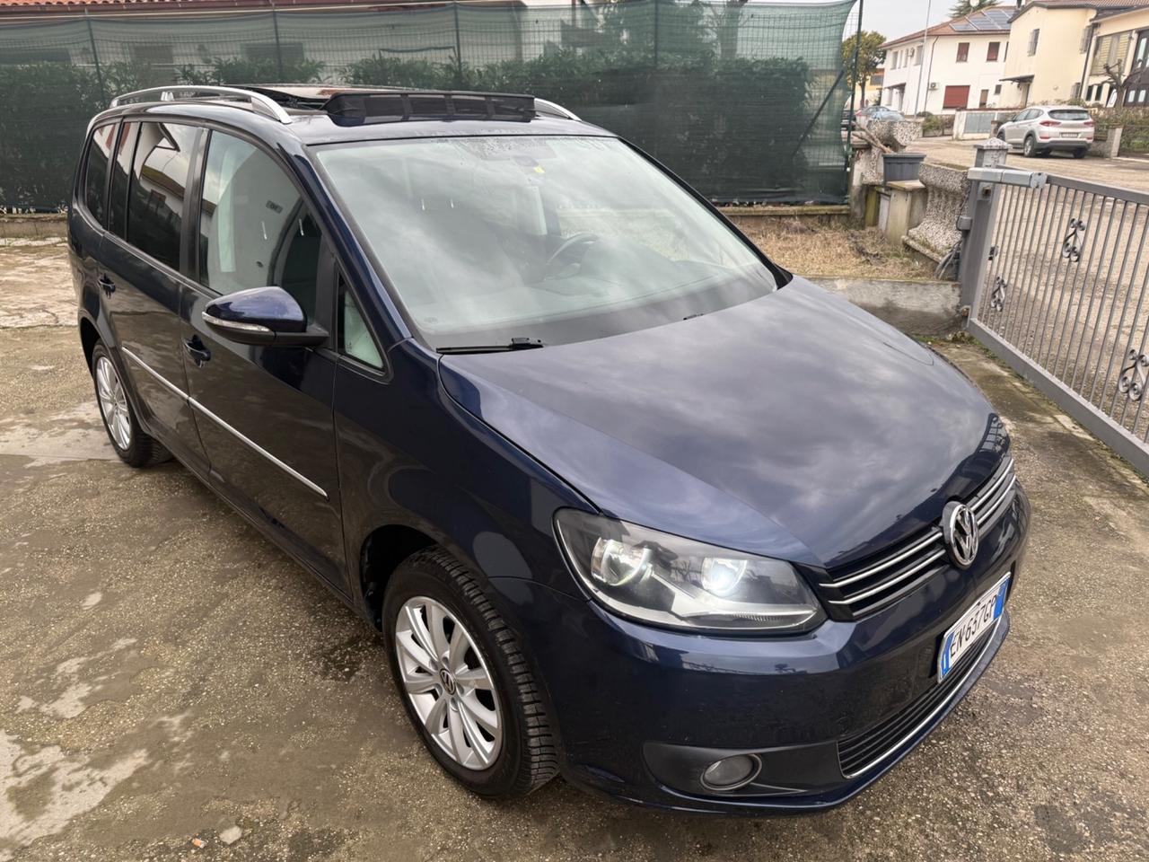 Volkswagen Touran 1.4 Metano tetto panoramico 2012