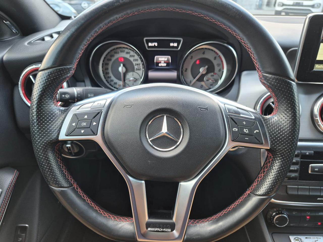 Mercedes-benz CLA 200 CDI Premium
