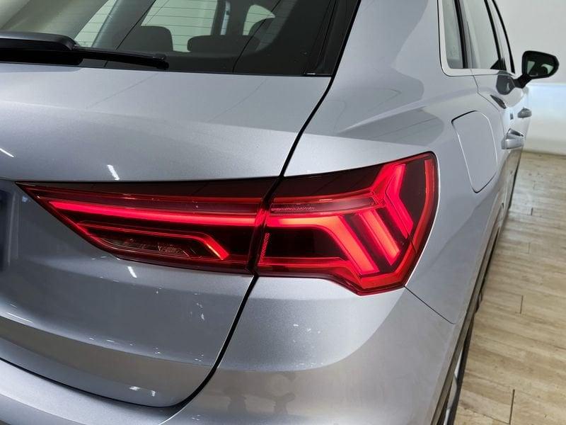 Audi Q3 Q3 35 2.0 tdi Business Advanced s-tronic