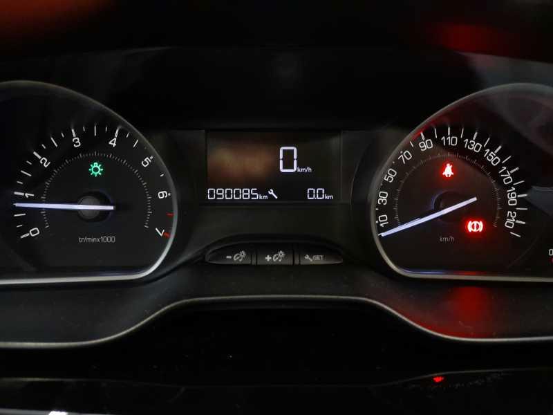 PEUGEOT 208 - 208 1.2 puretech Active 82cv 5p