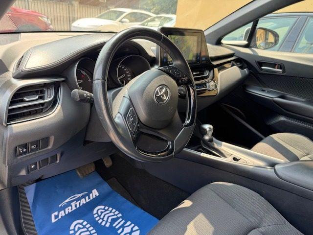 TOYOTA C-HR 1.8 Hybrid E-CVT Business