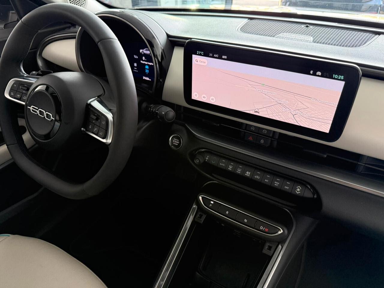 Fiat 600 Hybrid 100 CV DCT MHEV La Prima