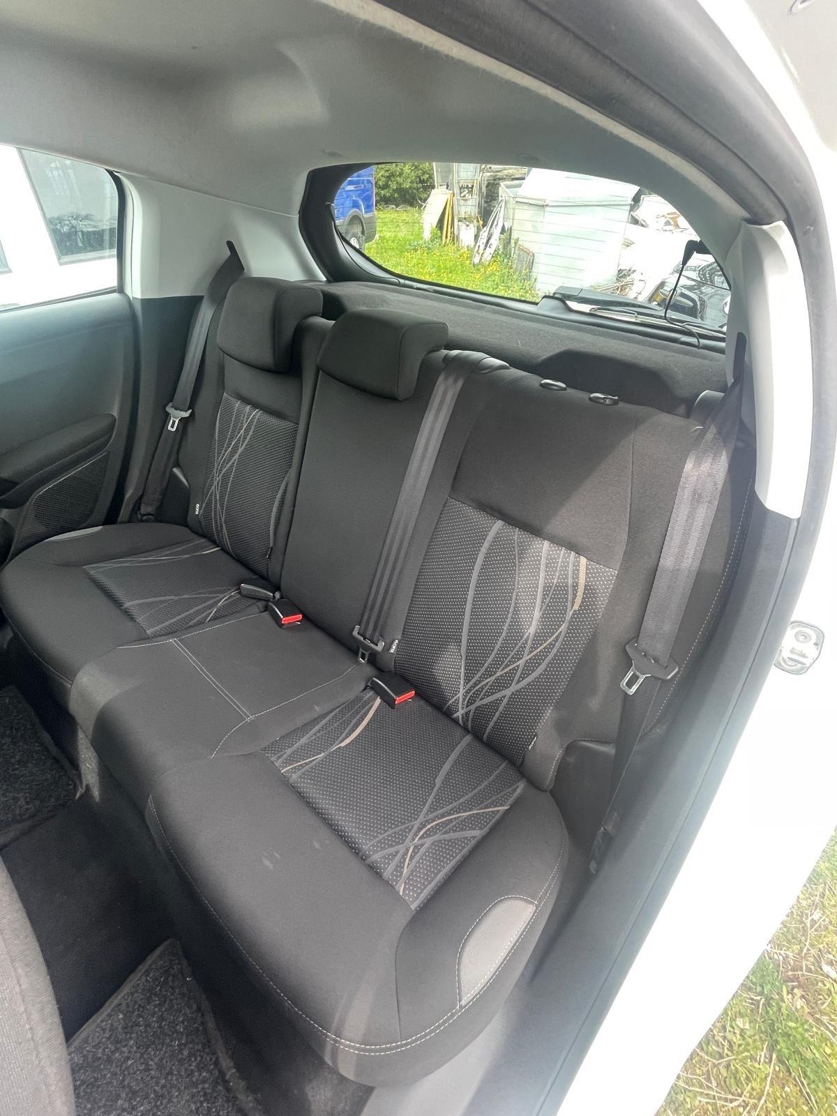 Peugeot 208 PureTech 82 5 porte Allure CERCHI CLIMA CRUISE MULTIFUNZIONE BLUETOOTH NAVIGATORE