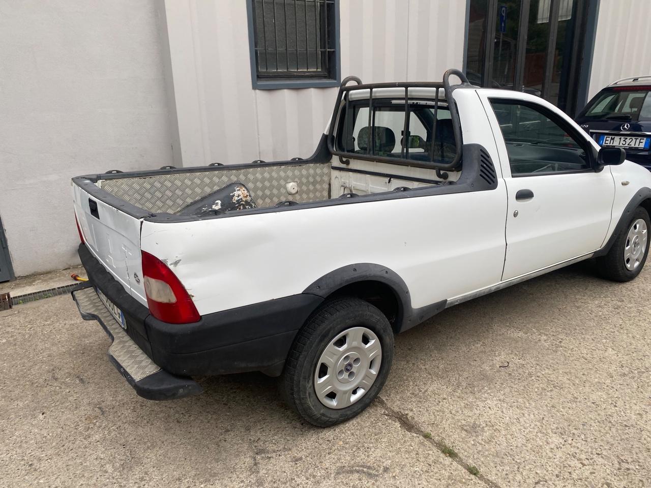 Fiat Strada 1.2 Pick-up