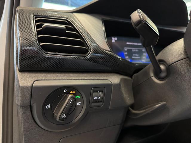 VOLKSWAGEN T-Cross 1.0 TSI Edition plus