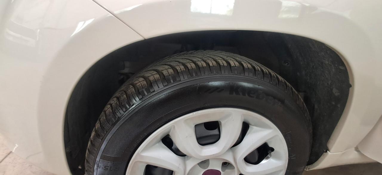 Fiat Panda 0.9 TwinAir Turbo Natural Power Lounge