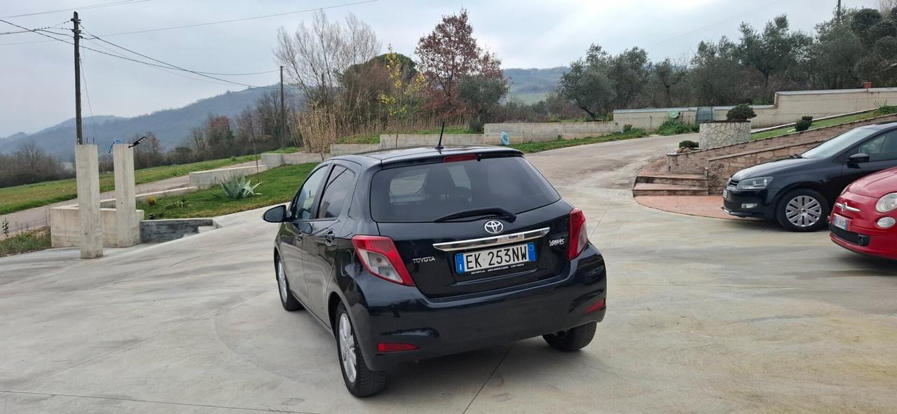 Toyota Auris 1.4 D-4D 5 porte Active