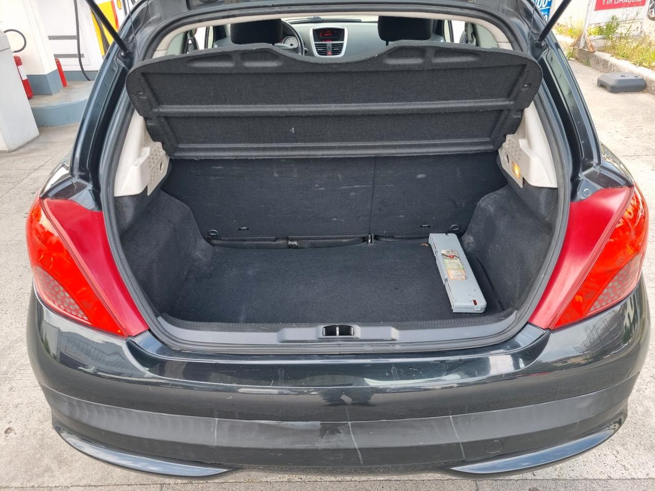 Peugeot 207 1.4 HDi 70CV 3p. XS