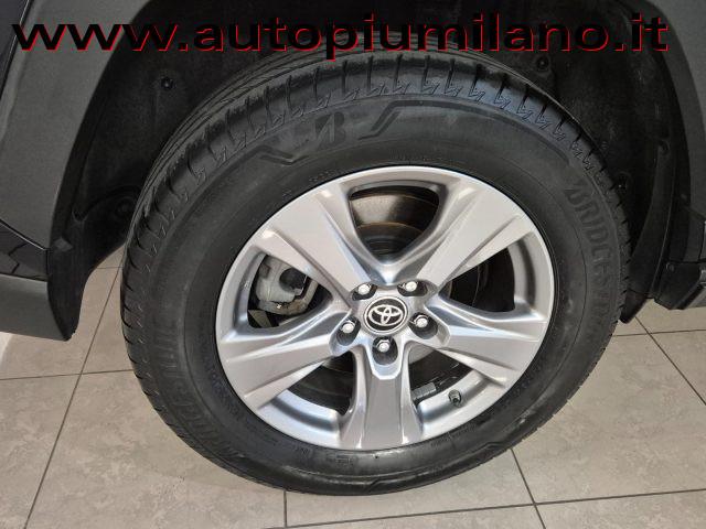 TOYOTA RAV 4 MY23 RAV4 2.5 HV (218CV) E-CVT 2WD Business