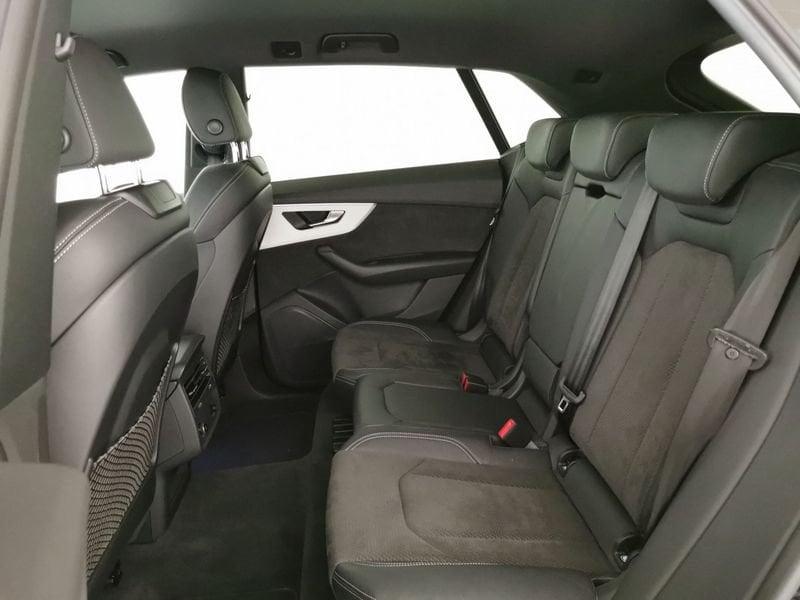 Audi Q8 45 3.0 tdi mhev Sport quattro tiptronic