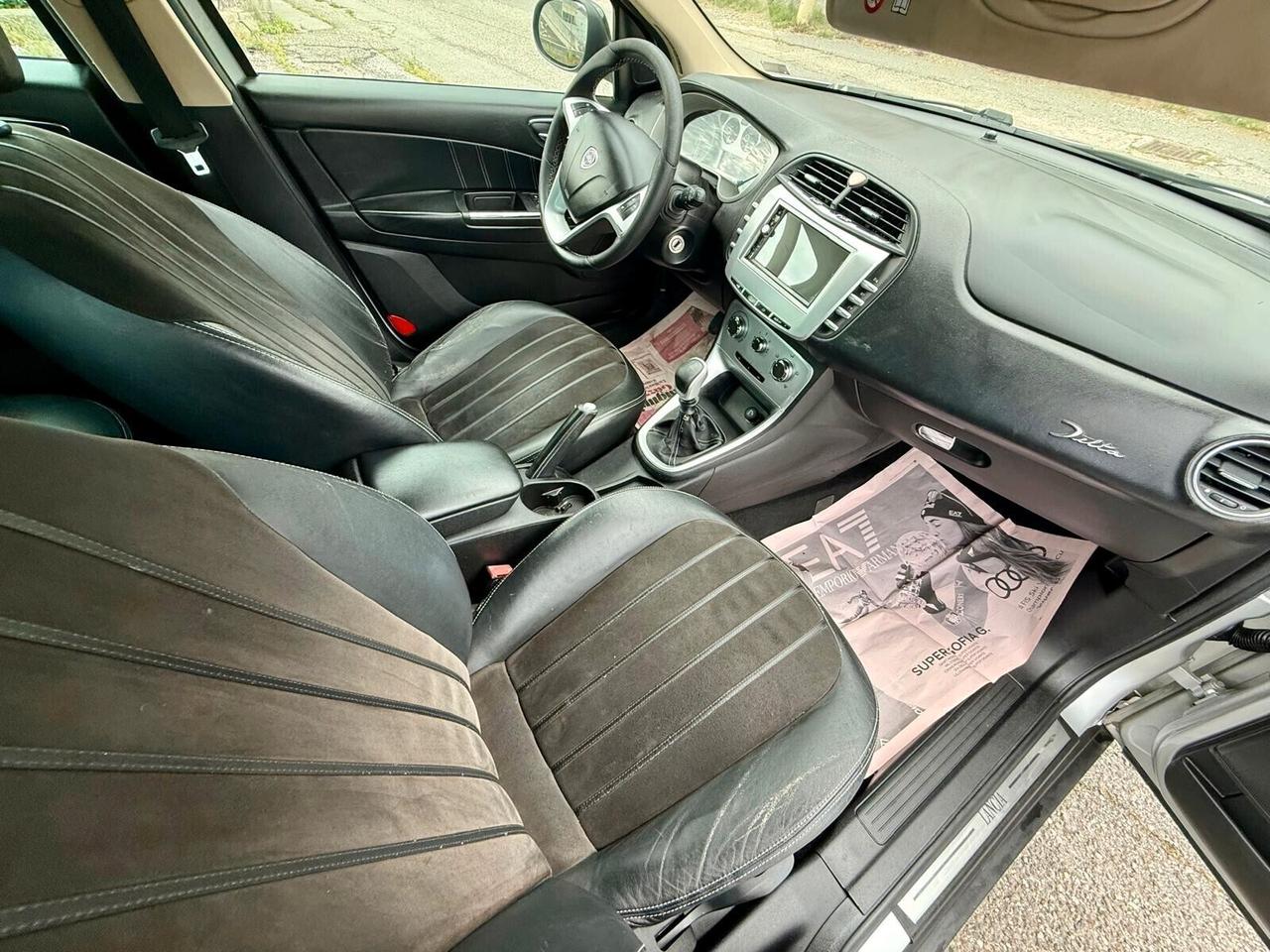 Lancia Delta 1.6 MJT Platino