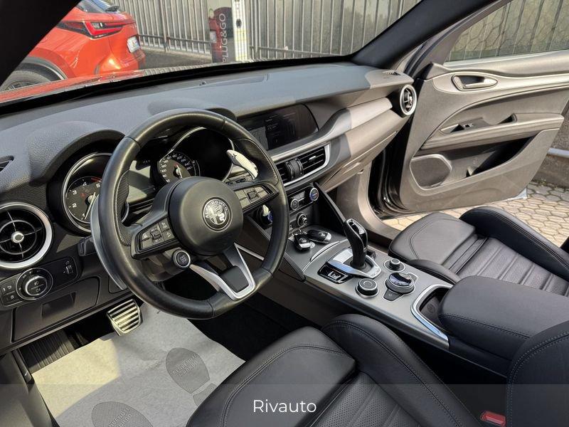 Alfa Romeo Stelvio (TRATTATIVA RISERVATA AD OPERATORI DEL SETTORE)2.2 TD 210 CV Veloce AT8 Q4