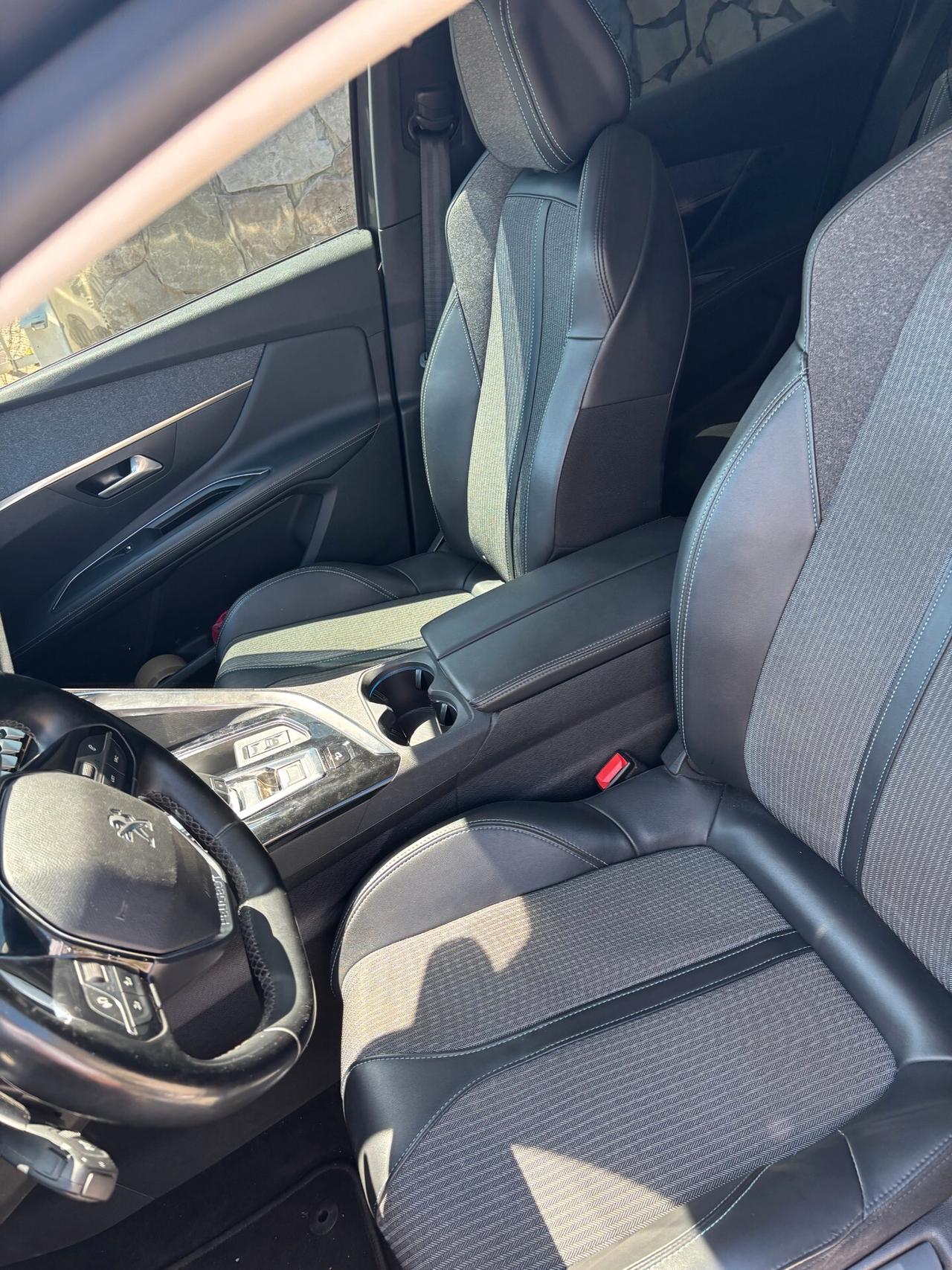Peugeot 3008 BlueHDi 130 S&S Allure anno 2022 cambio automatico 1.5 diesdel km 64.000 per info 3279411053