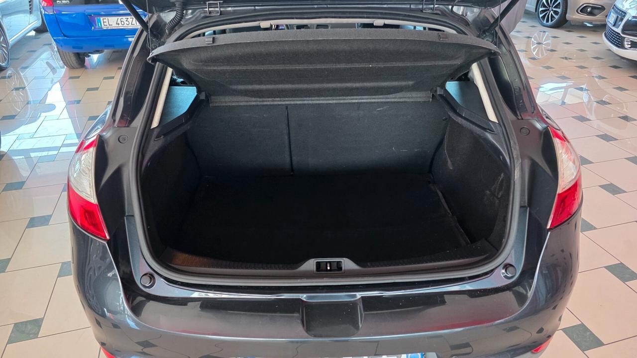 Renault Megane Mégane 1.5 dCi 110CV Attractive