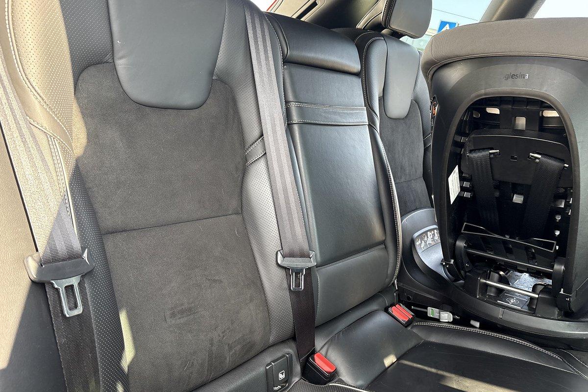 VOLVO XC60 D4 AWD Geartronic R-design