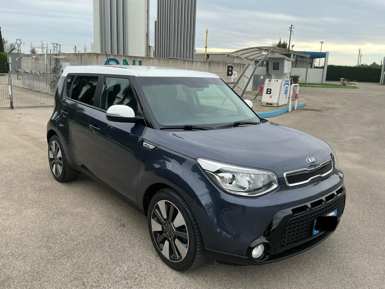 KIA SOUL 1.6 CRDI 136 Cv STRAFULL BI-COLOR 10/2016