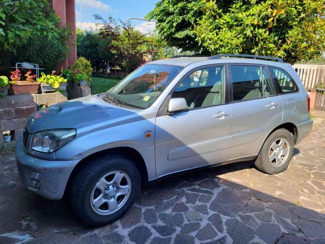 TOYOTA RAV 4 MY23 RAV4 2.0 Tdi D-4D cat 5 porte Sol