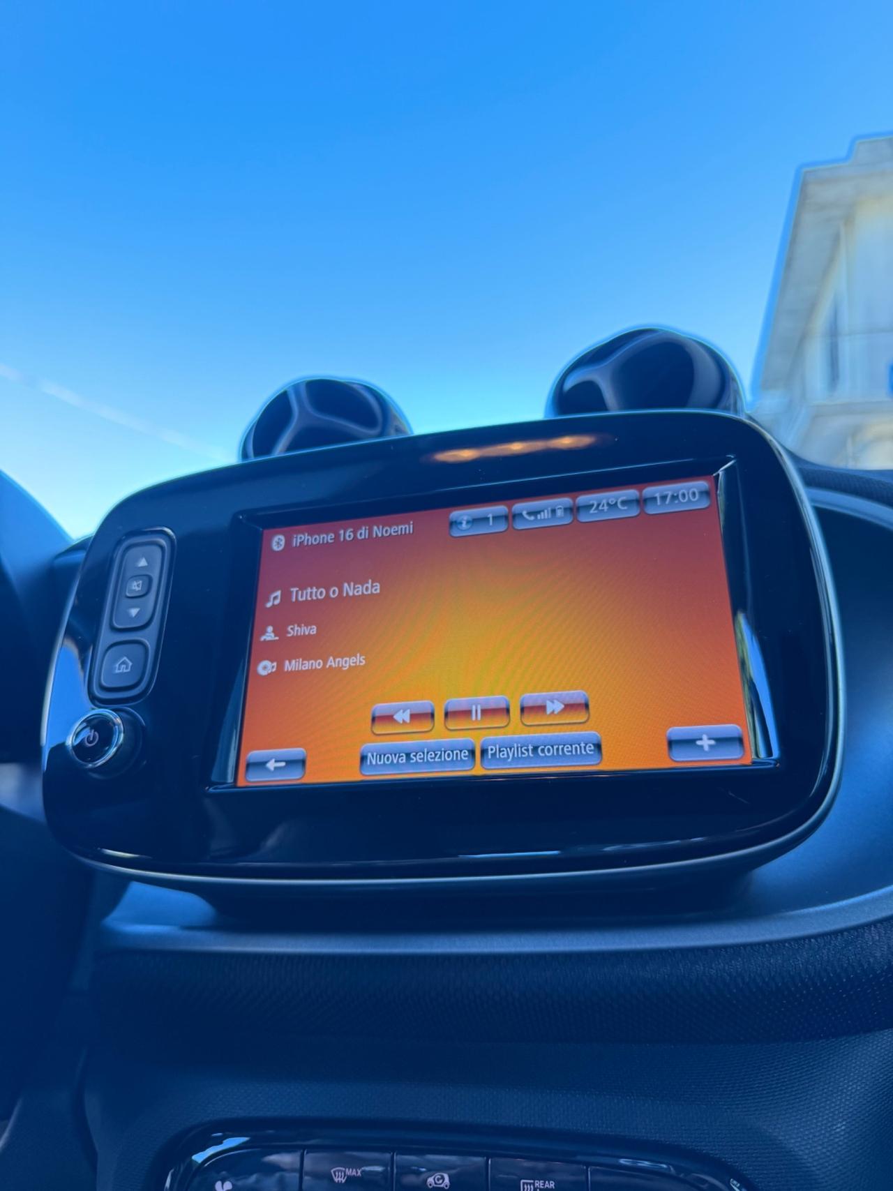 Smart ForTwo Prime TETTO PANORAMICO,INTERNI IN PELLE,TELECAMERA,NAVIGATORE.FULL LED,BLUETOOTH