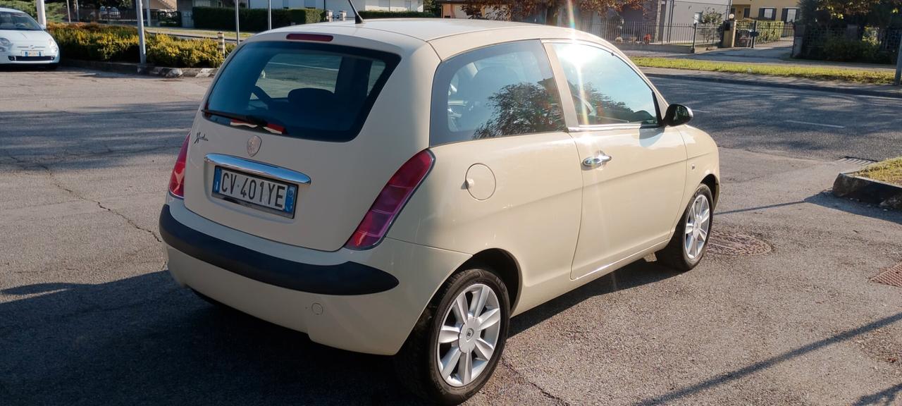 Lancia Ypsilon 1.2