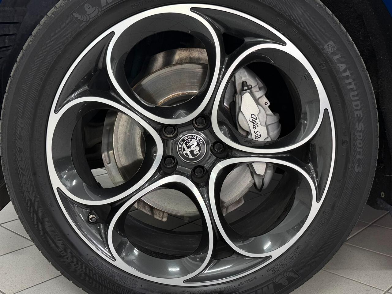 Stelvio 2.2 TD 210 CV VELOCE AT8 Q4 TAGLIANDATA