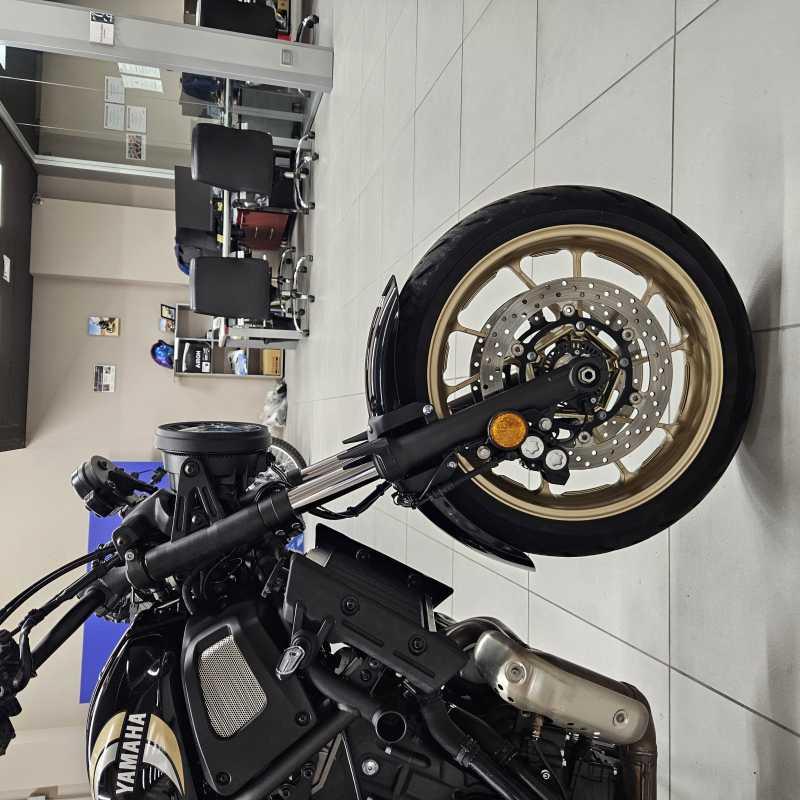 Yamaha XSR 700 - 2023