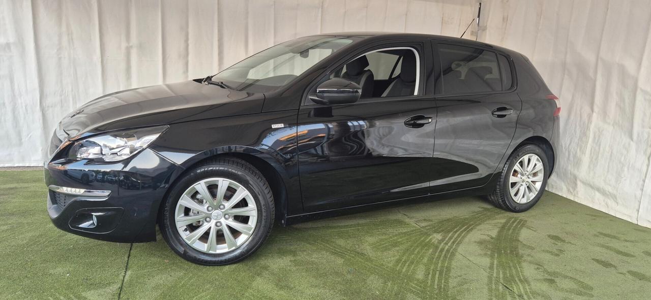 PEUGEOT 308 1.2 110CV 7.000 KM 09/2016