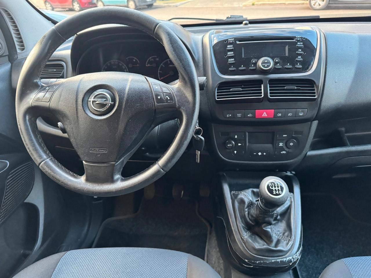 OPEL COMBO 1.6 CDTI 105 CV. 5 POSTI GANCIO TRAINO