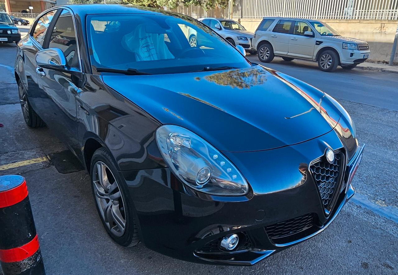 Alfa Romeo Giulietta Dinstictive