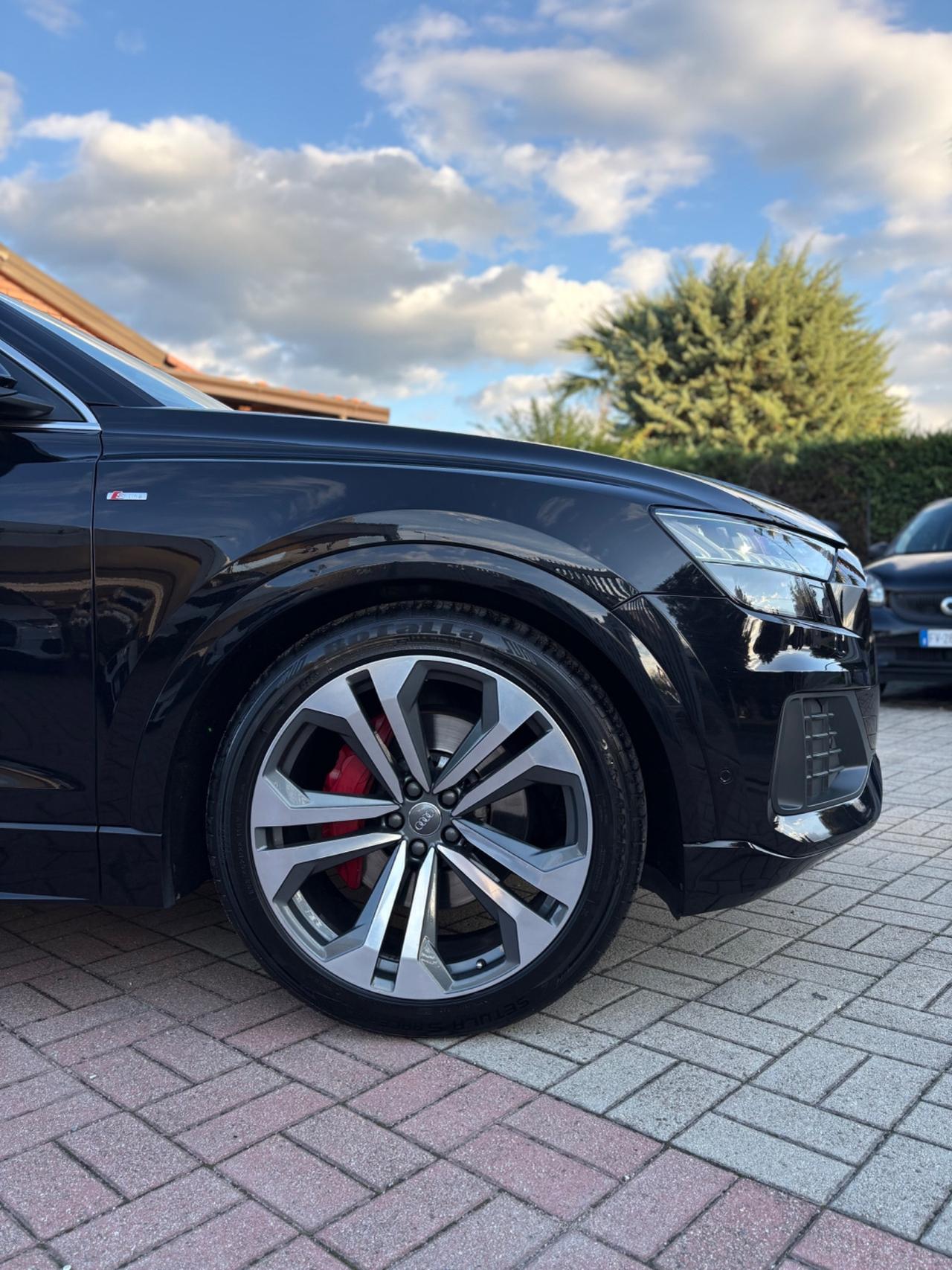 Audi Q8 50 TDI 286 CV quattro tiptronic S-line edition