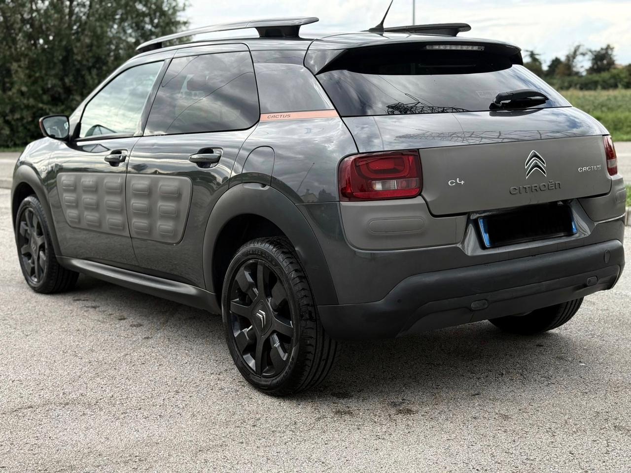 Citroen C4 Cactus PureTech 82 Shine Edition