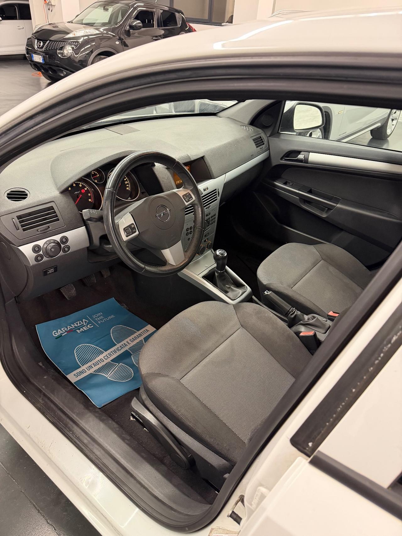 Opel Astra 1.4 16V GPL-TECH 5 porte Enjoy