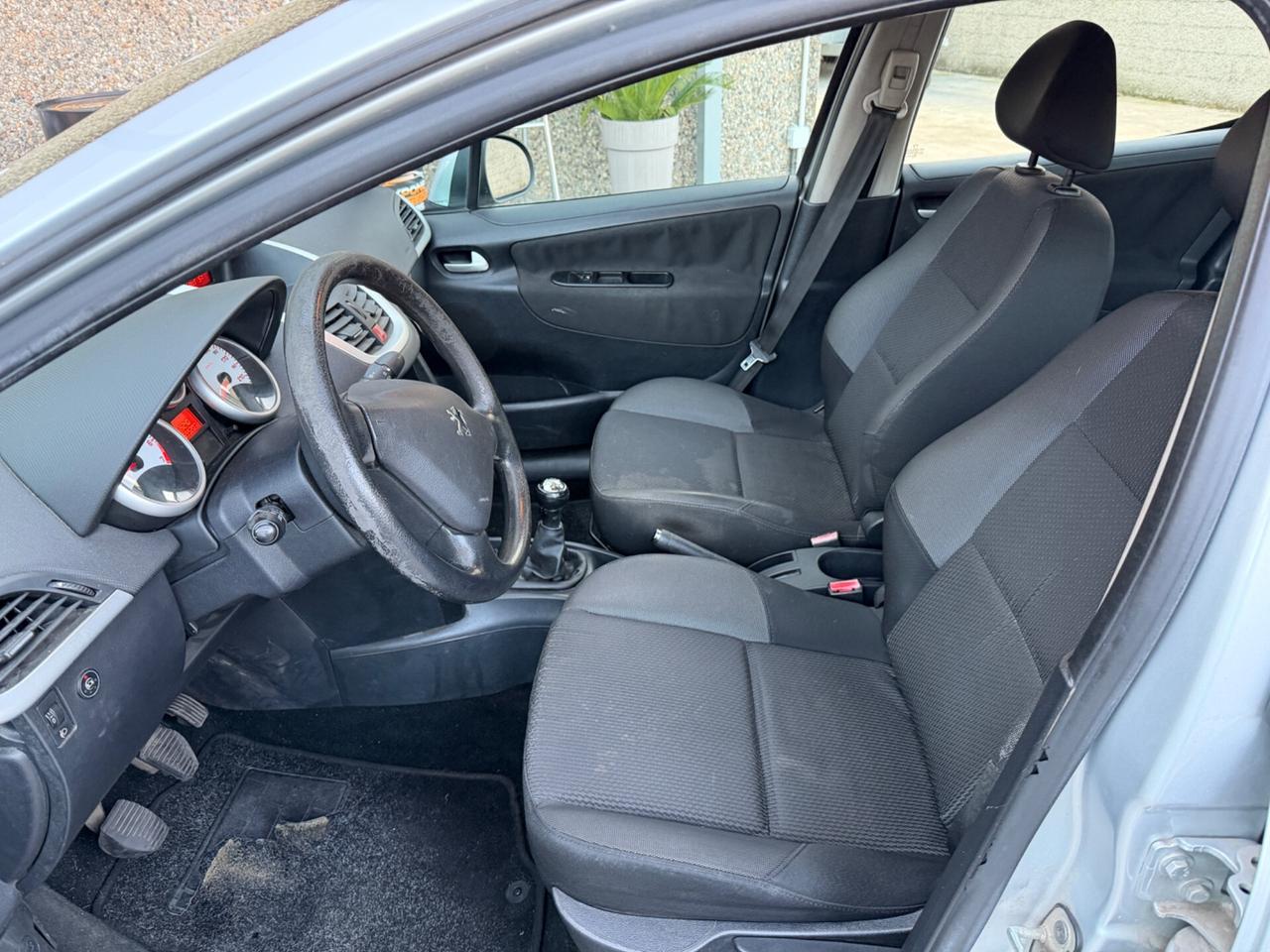 Peugeot 207 1.4 BENZINA Line ECO GPL 2030