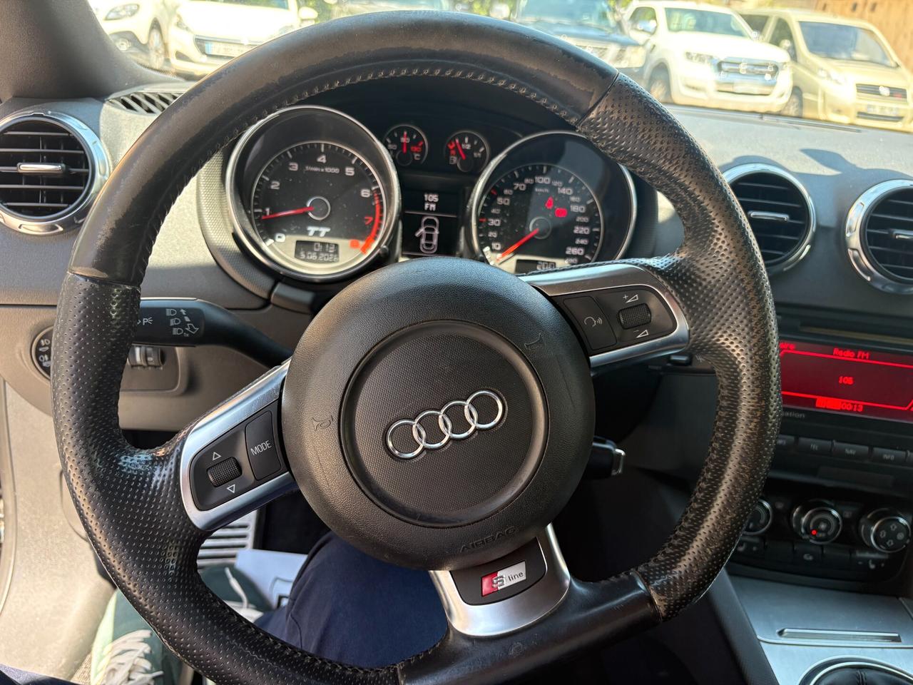 Audi TT Roadster 2.0 TFSI 200 CV S-LINE