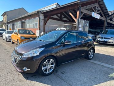 Peugeot 208 1.6 VTi 120 CV 5 porte Allure