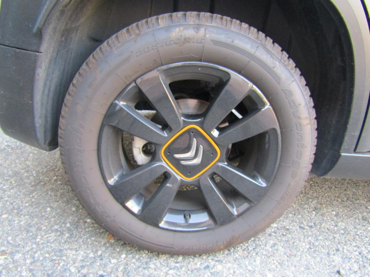 Citroen C3 Aircross 1.5 110CV "67.100 km" Shine "Rip Curl"