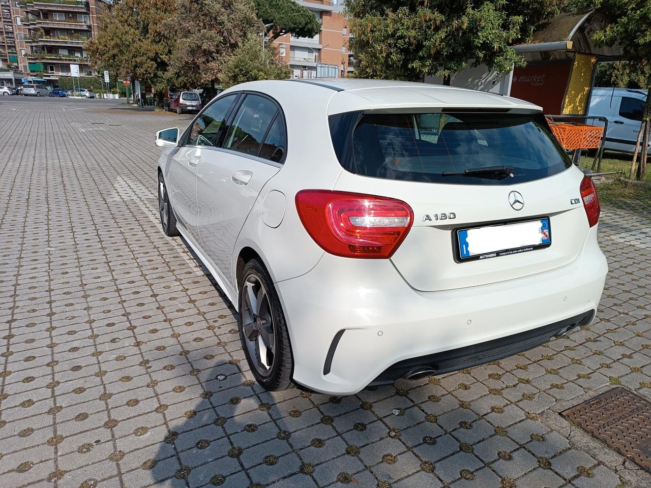 Mercedes-benz A 180 A 180 d Automatic Premium