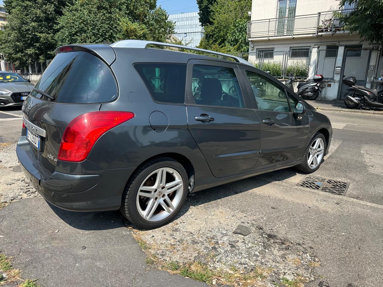 Peugeot 308 1.6 8V HDi 112CV SW Ciel Sportium