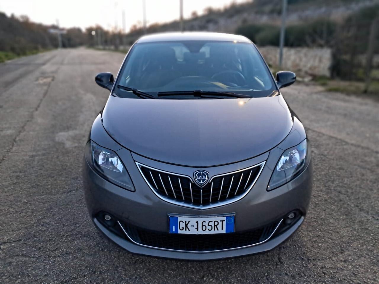 Lancia Ypsilon 1.0 FireFly 5 porte S&S Hybrid Ecochic Gold