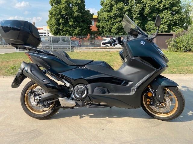 Yamaha T Max 560 TECH 2024 SOLO 200 KM