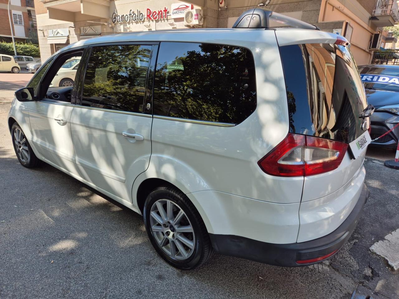 Ford Galaxy 2.2 TDCi 175 CV Ghia DPF