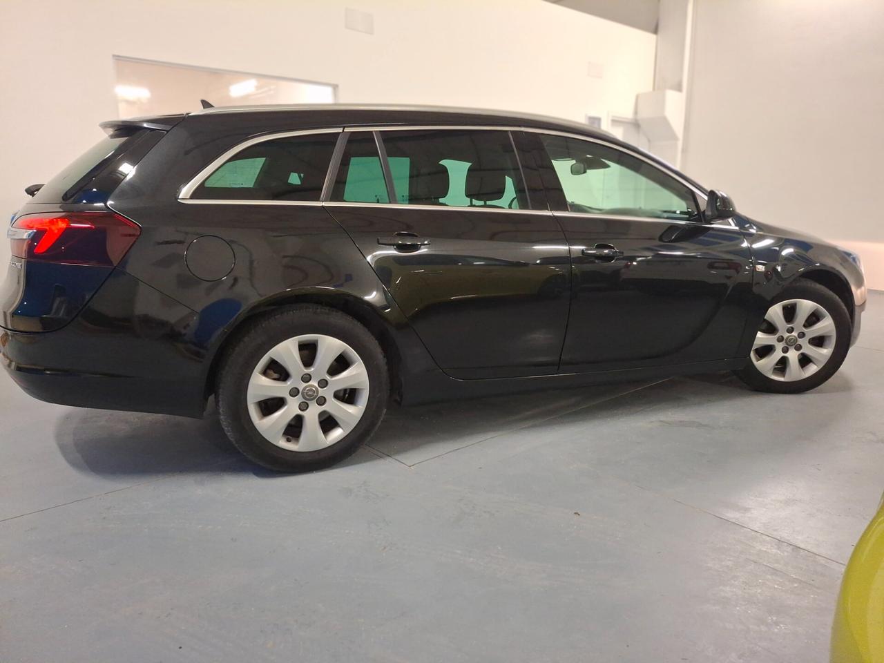 Opel Insignia 2.0 CDTI Sports Tourer Cosmo