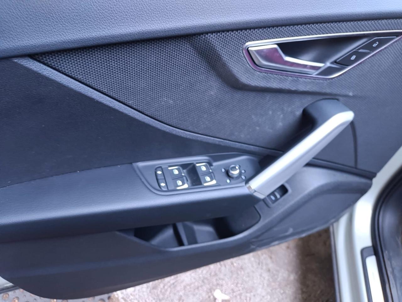 Audi Q2 30 TDI Business Advanced