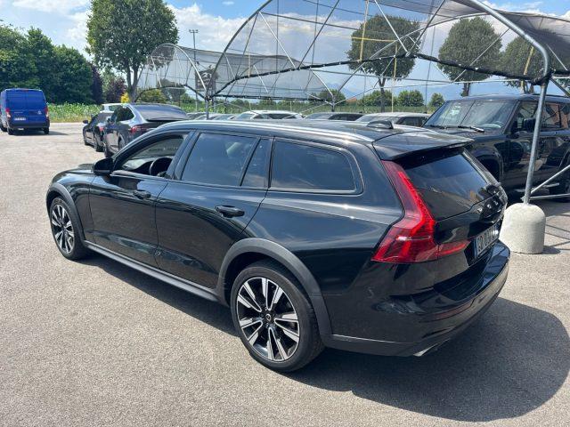 VOLVO V60 Cross Country B5 AWD Geartronic Business Pro MY 21