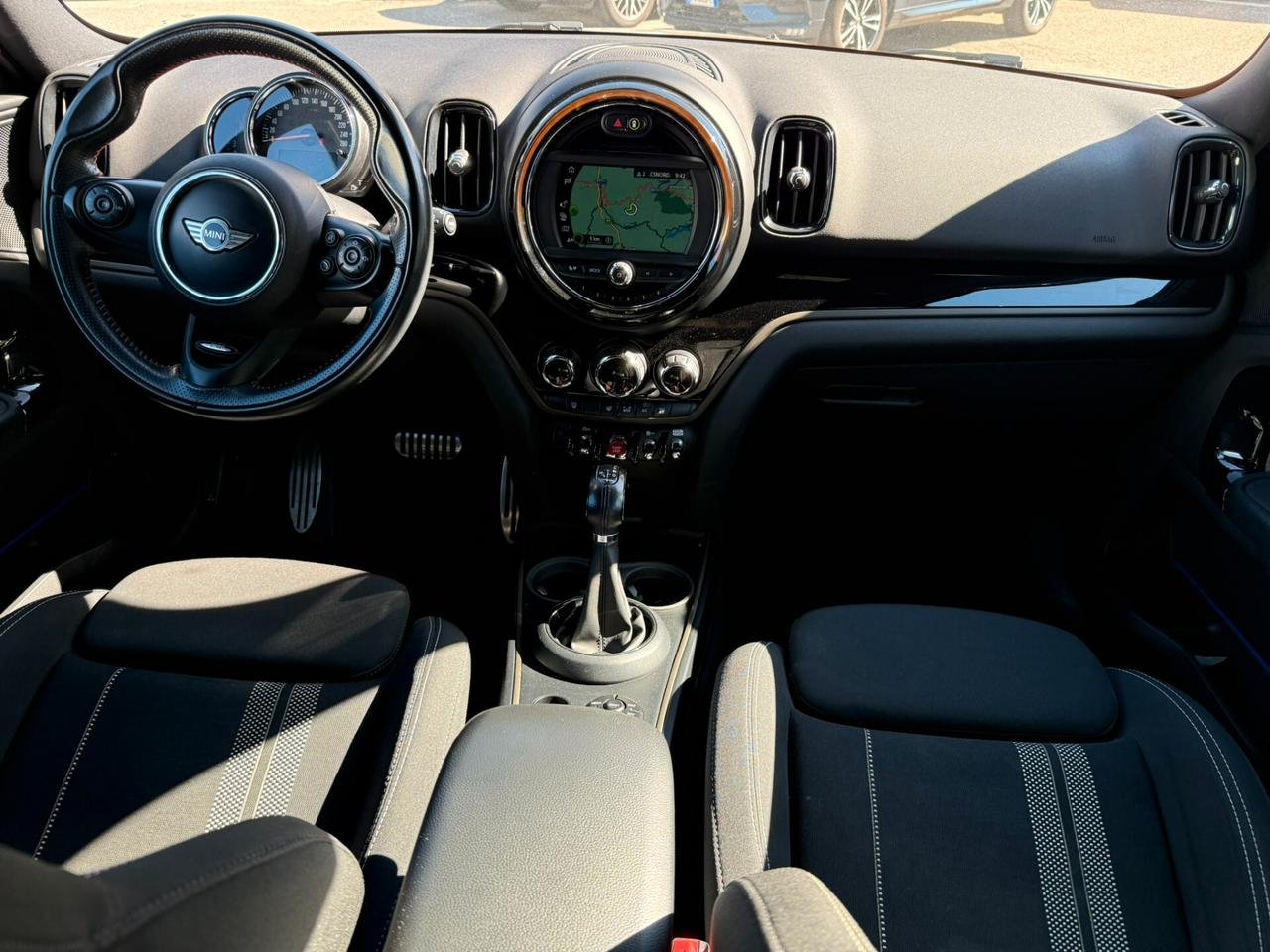 Mini 2.0 Cooper SD Hype Countryman Automatica
