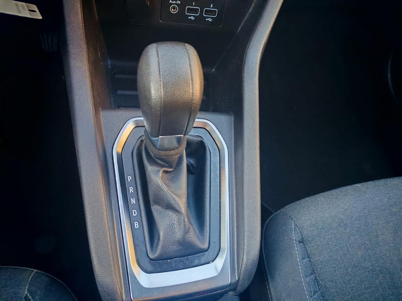 Renault Clio Full Hybrid E-Tech 140 CV 5 porte Intens C/A