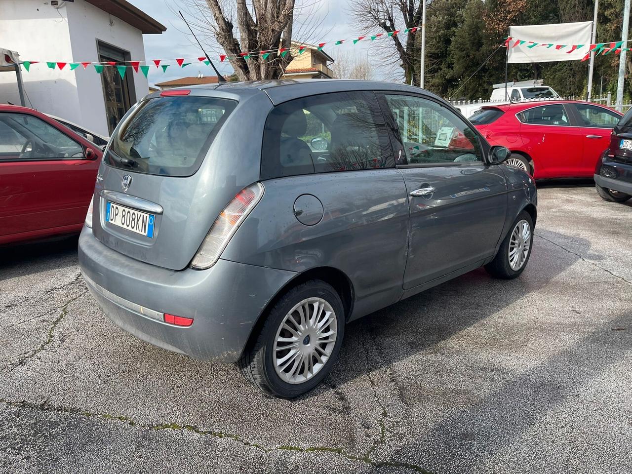 Lancia Ypsilon 1.2 Platino